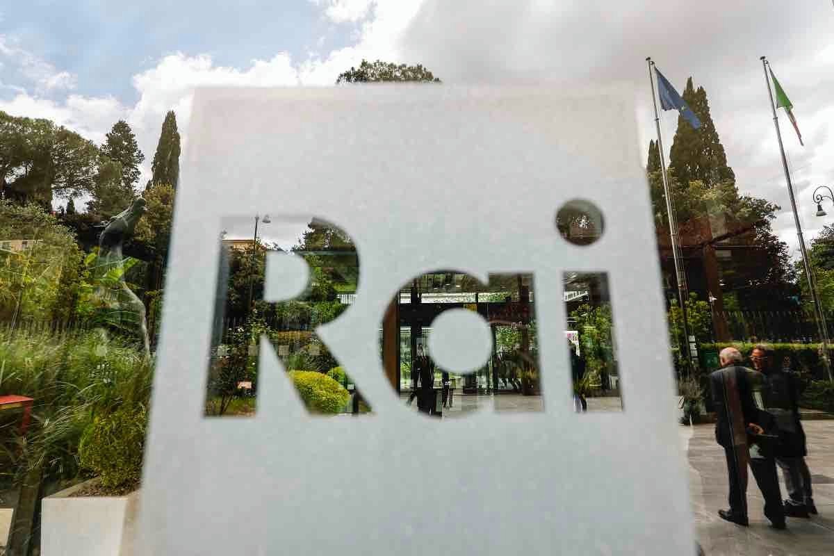 Rai in crisi dopo il colpo di Pier Silvio: una mossa inattesa può cambiare la sfida in TV